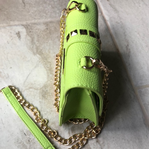 BCBG Paris crossbody - Picture 6 of 8